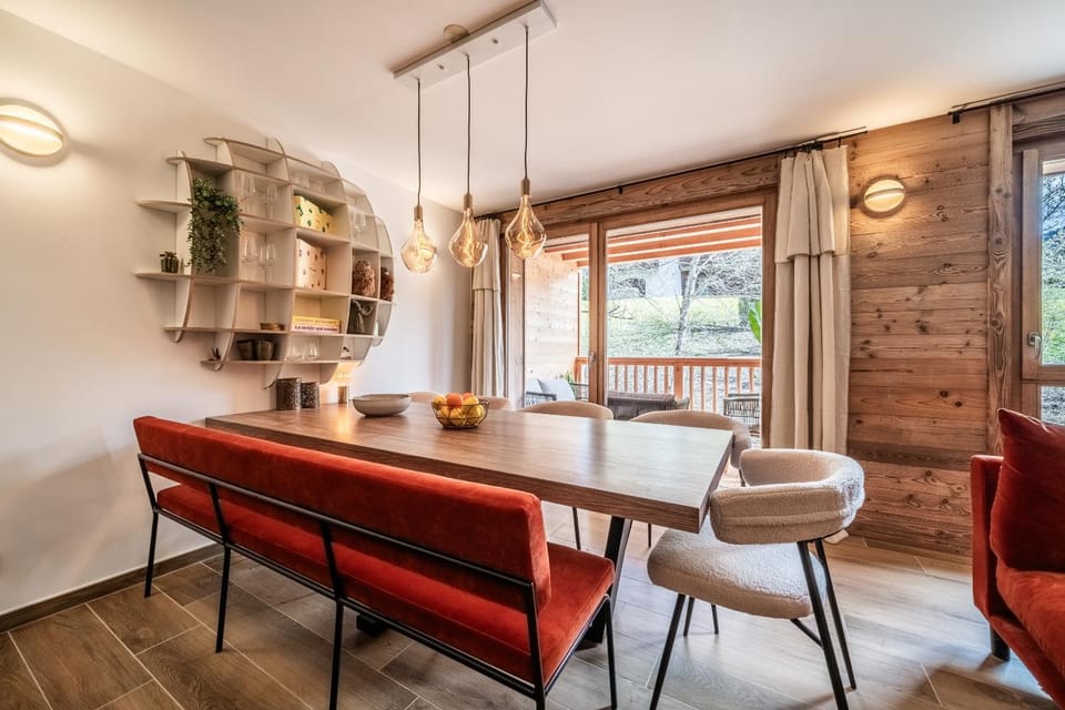 Kitchen or kitchenette, Living room, Dining area