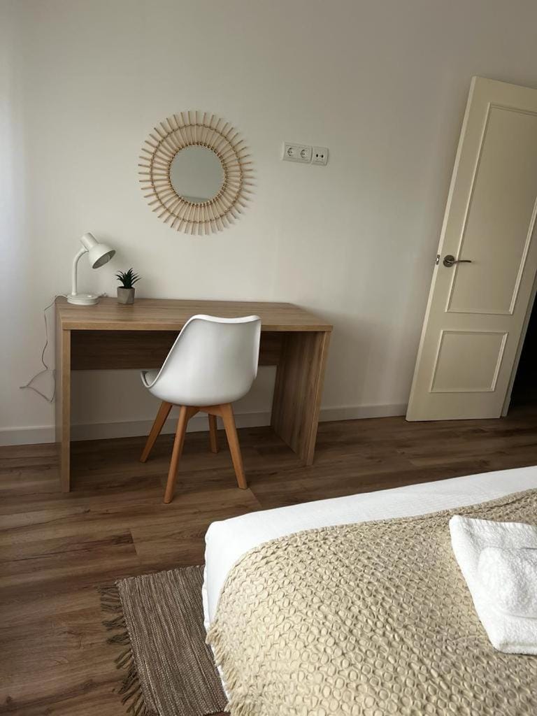 GRIS con Parking Gratis Apartment in Vigo