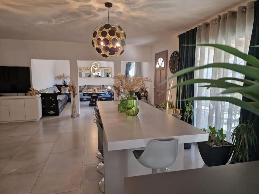 havre de bien-être avec piscine Villa in Occitanie