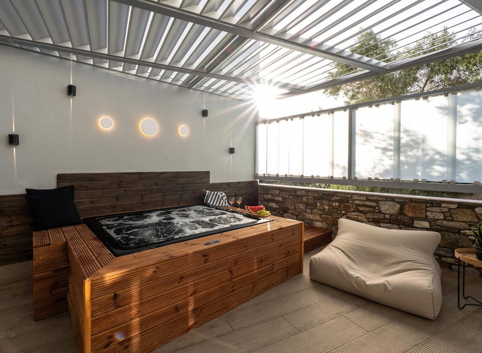 Serenity Suites by Premium Key Apartment in Skiathos