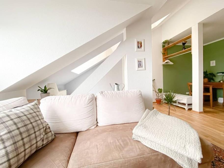 Schöne Ferienwohnung mit Blick über Stadtwald Apartment in Leipzig