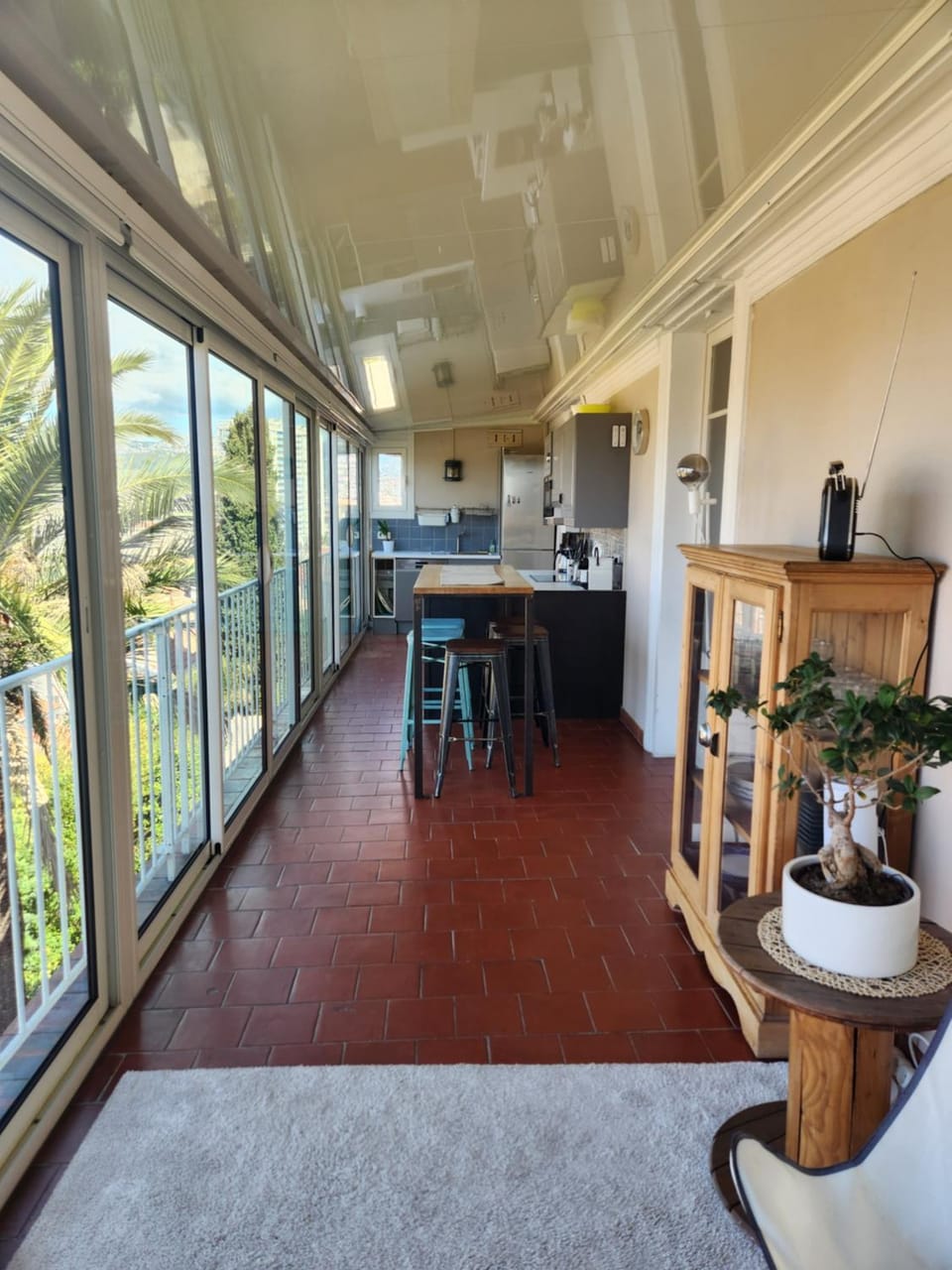 View (from property/room), Kitchen or kitchenette, Dining area