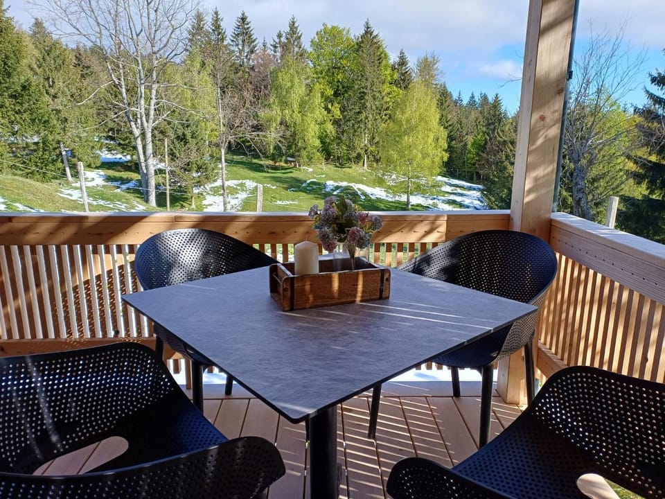 Day, Natural landscape, View (from property/room), Balcony/Terrace, Balcony/Terrace, Dining area