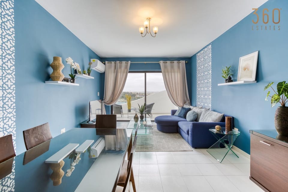 Communal lounge/ TV room, TV and multimedia, Seating area, Evening entertainment