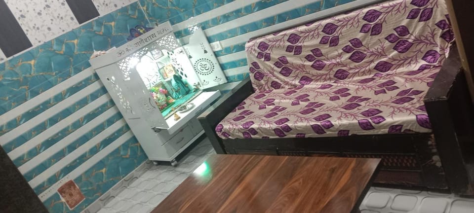 Property building, Seating area