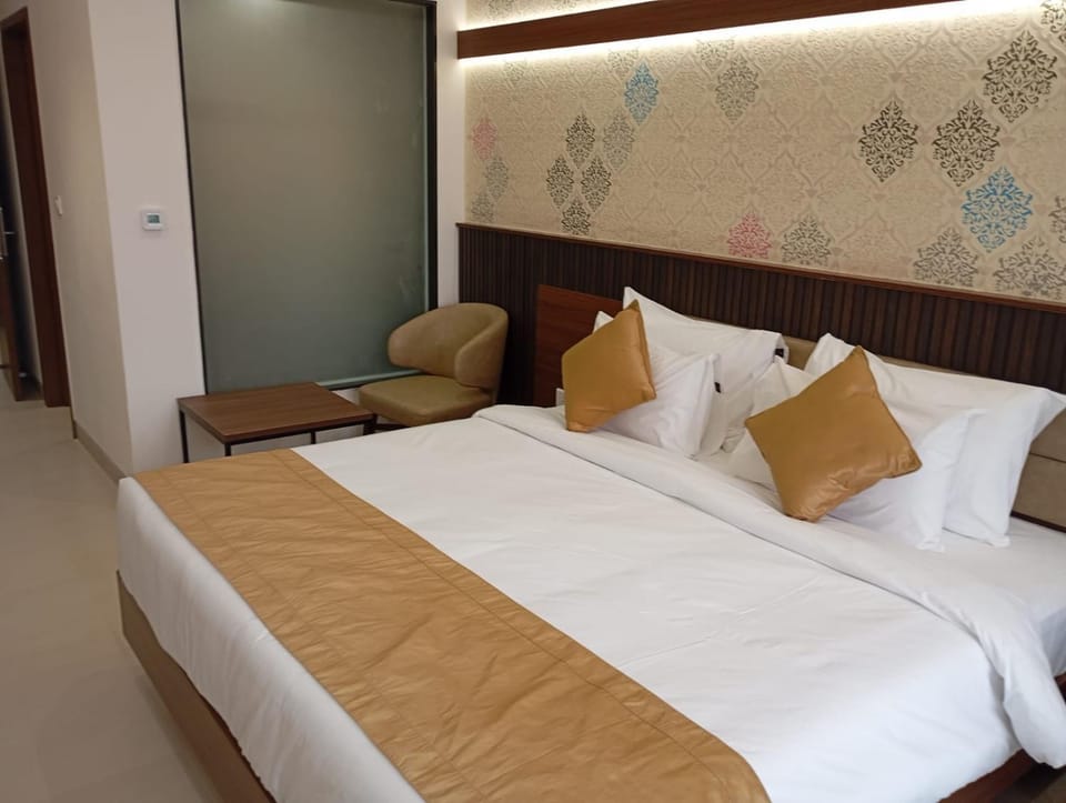 Bed, Photo of the whole room