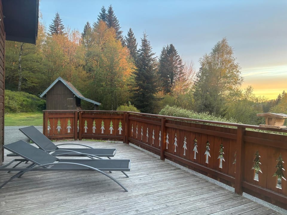 Chalet avec jacuzzi privé, vue sur les Vosges Chalet in Bourgogne-Franche-Comté
