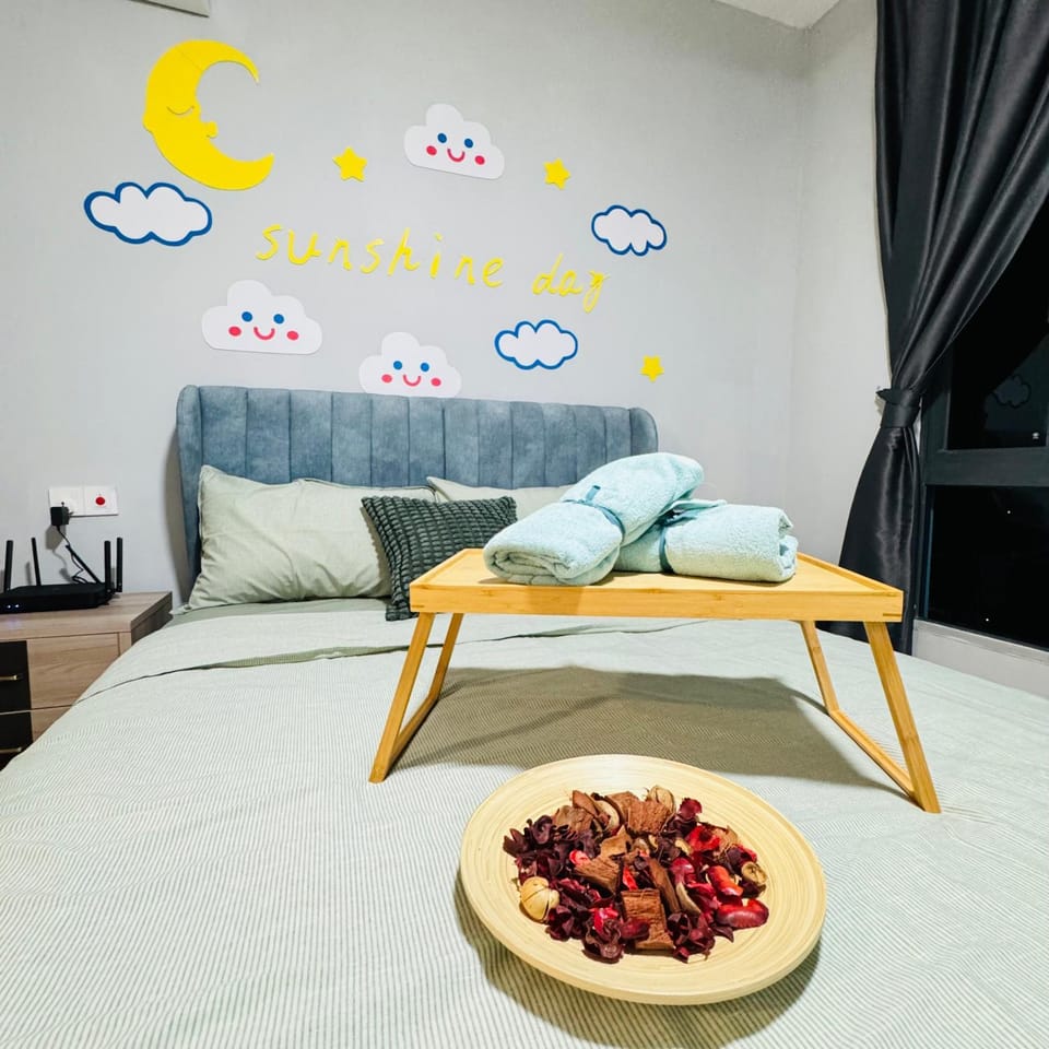 Bed, Photo of the whole room, Bedroom, internet, towels