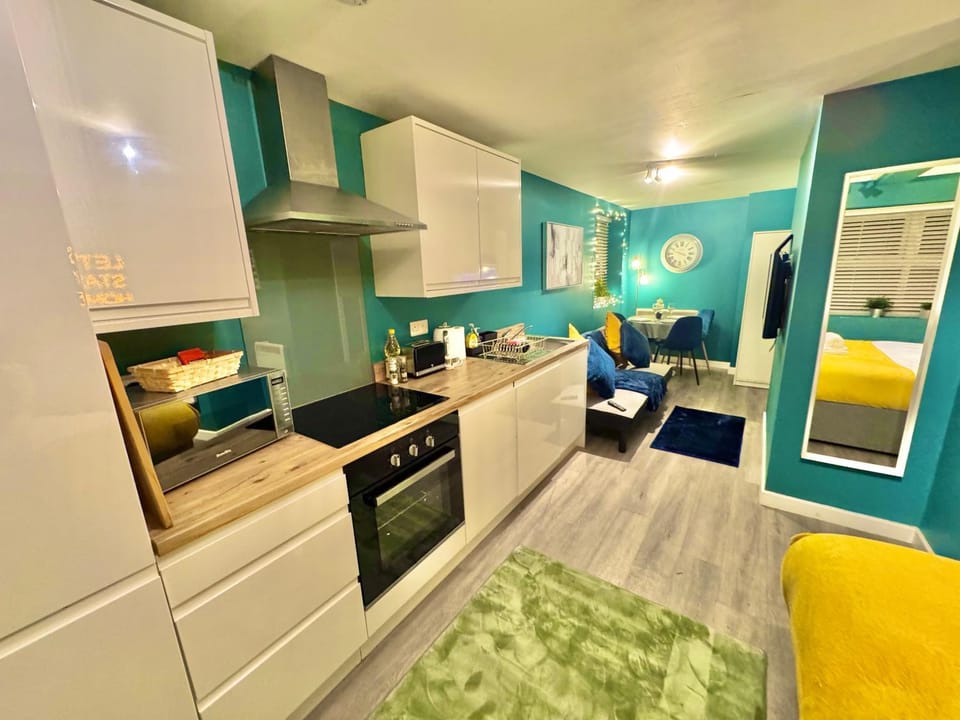 Kitchen or kitchenette, Photo of the whole room