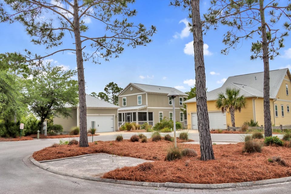 Embreeze Beach Casa by Pristine Properties Vacation Rentals House in Florida