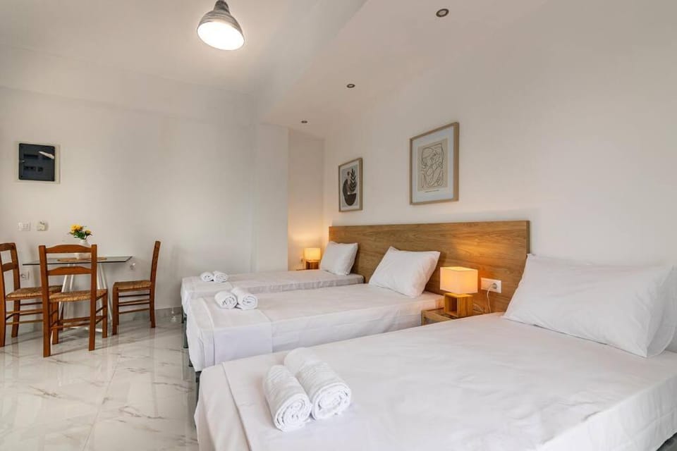 Fysalida's Coastal Gem 4 - Steps Away from the Sea Apartment in Crete