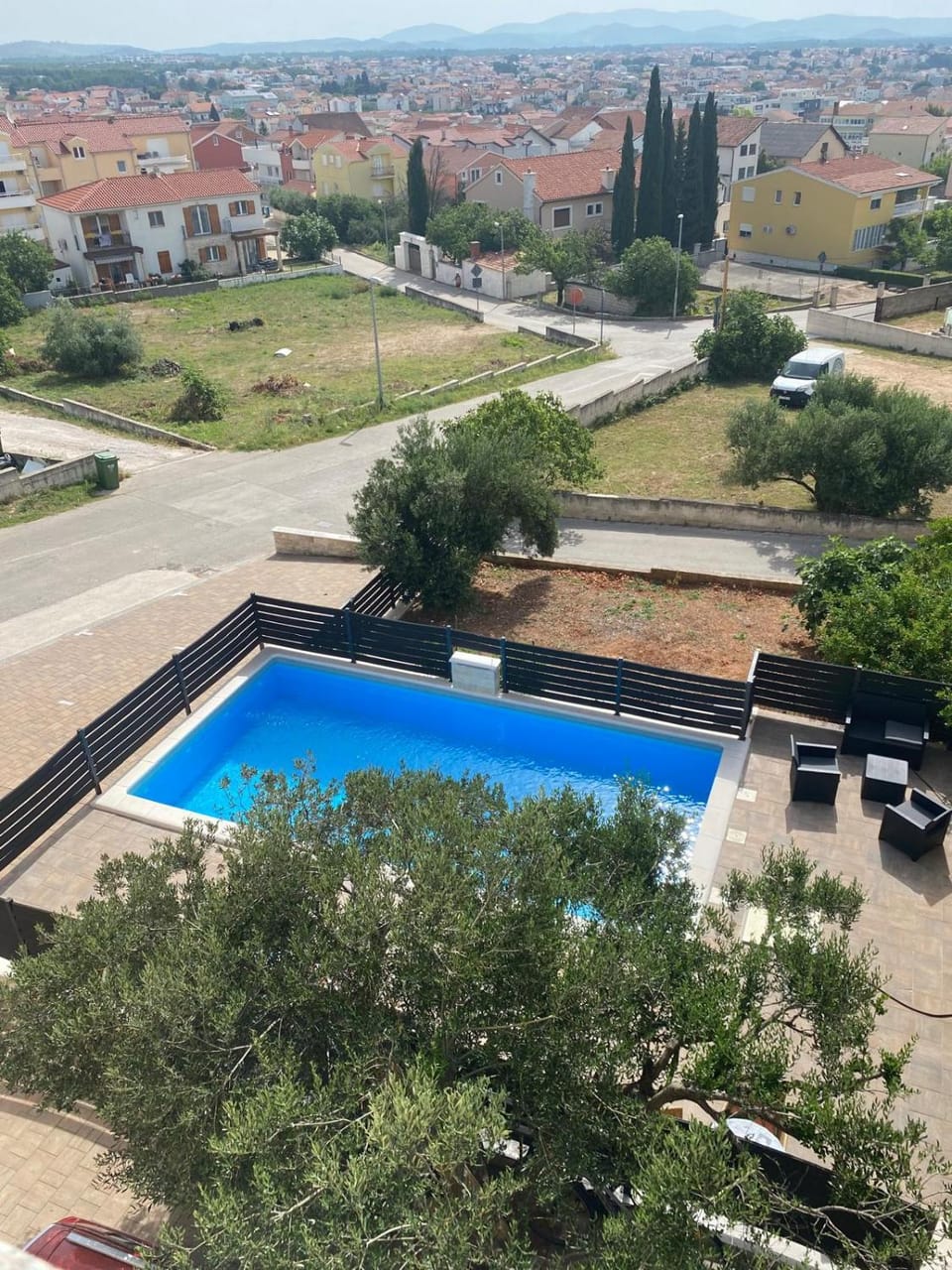 Bird's eye view, City view, Pool view, Street view, Location