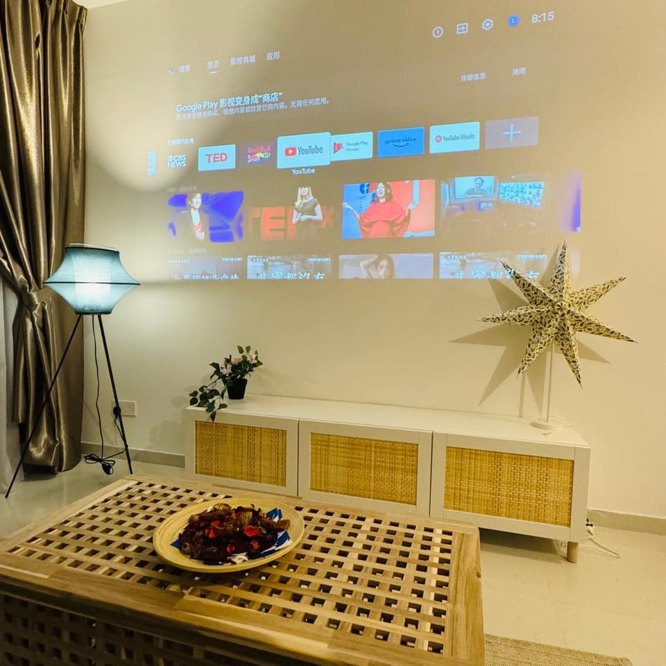 TV and multimedia, Food and drinks