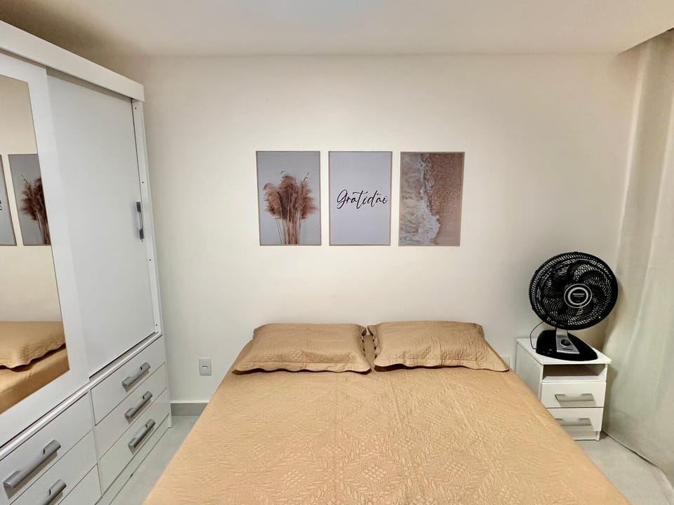Bedroom, wardrobe