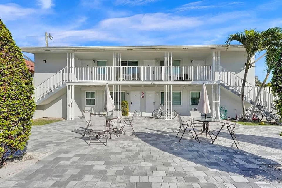 Coastal Charm 1BR Retreat near Pompano Beach Apartment in Pompano Beach