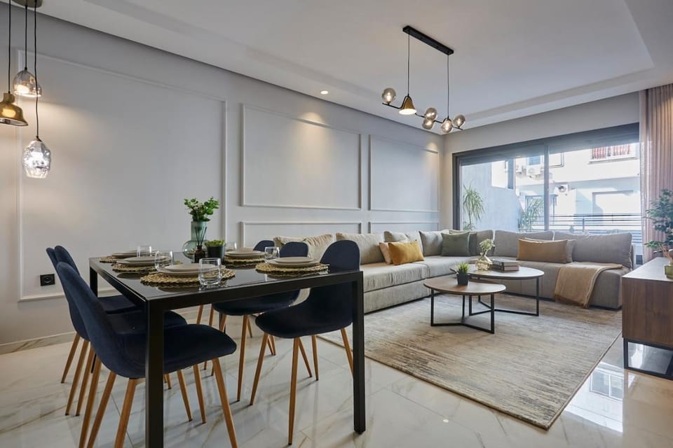 Modern Elegance 3 Bed Escape in Trendy Casablanca Apartment in Casablanca