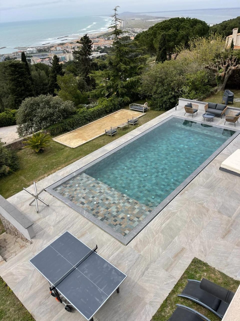 st clair villa 2 piscines Villa in Occitanie