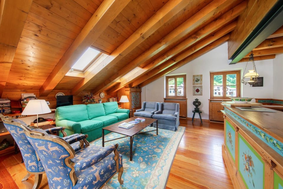 Property building, Living room