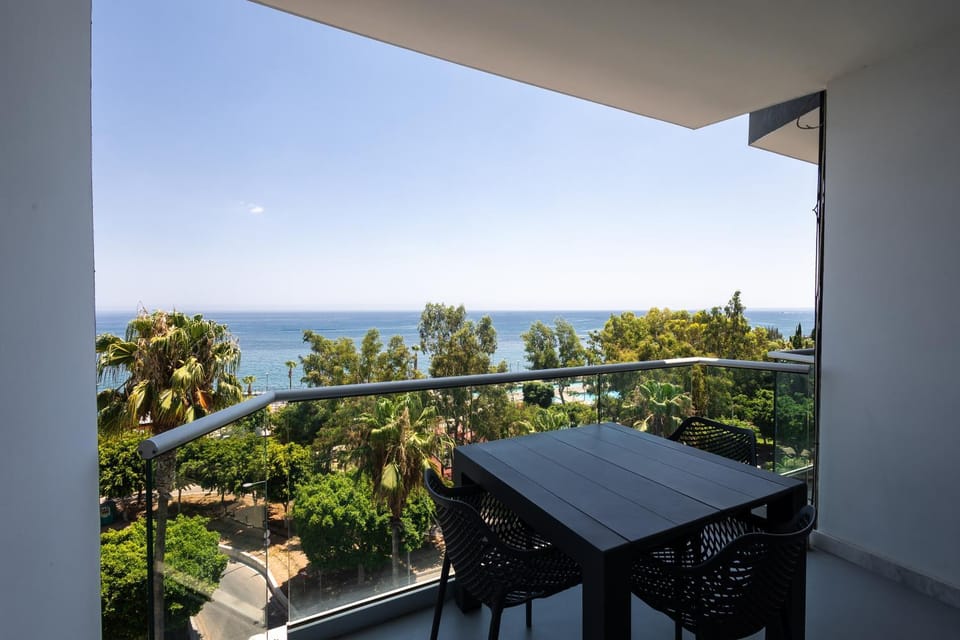 Patio, Sea view
