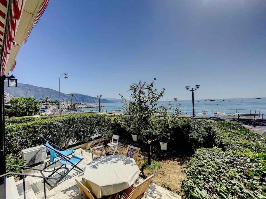 menton roquebrune Cap Martin Monaco face mer Apartment in Roquebrune-Cap-Martin