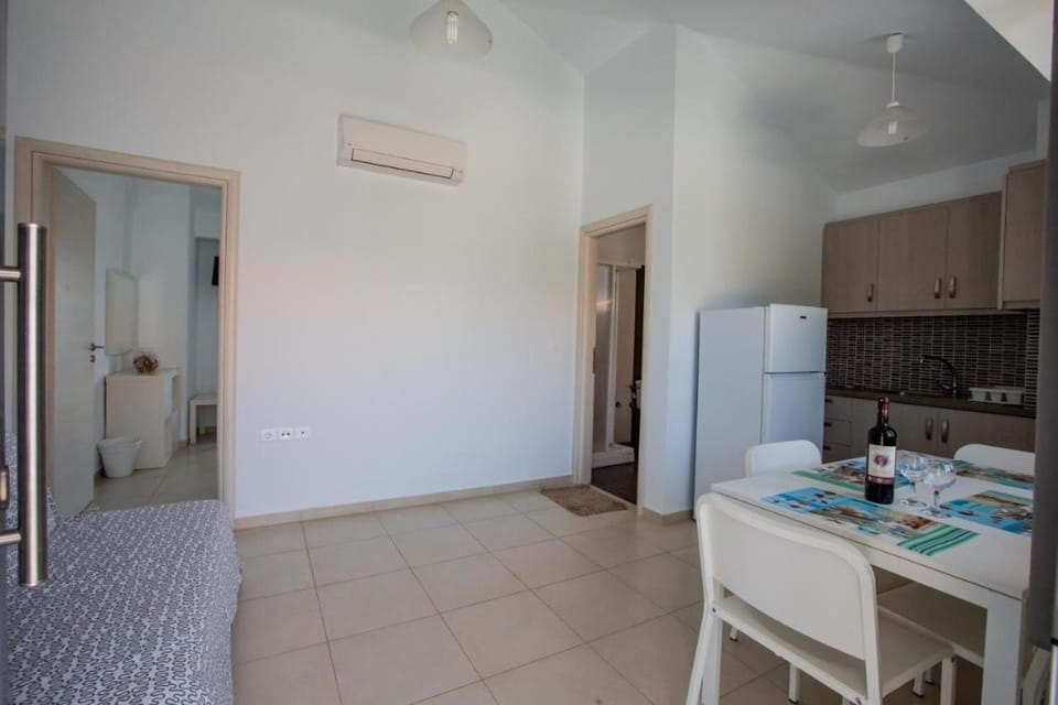 Dining area, air conditioner