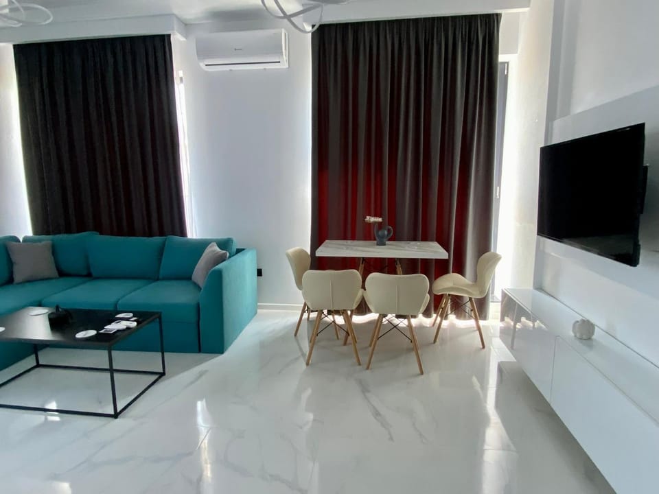 Studio503 by Allegio-Mamaia's Seaside Luxury near Finest Clubs & Beaches Apartment in Constanta