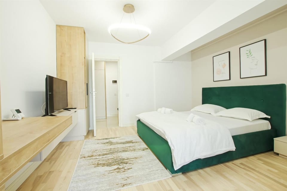 Himson Designer Studio-Self Check-in near Airport & Mall Apartment in Moldova