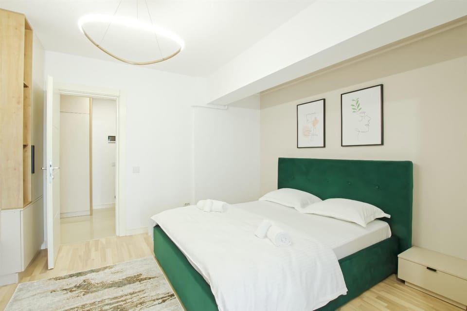 Himson Designer Studio-Self Check-in near Airport & Mall Apartment in Moldova