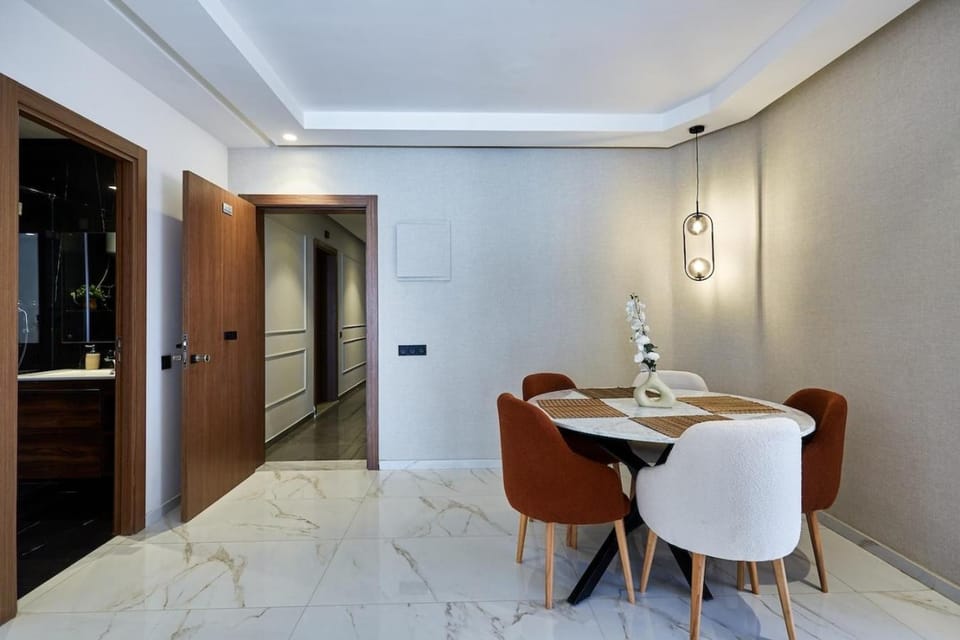 Your Home Away from Home 2 Bed Flat With Parking Apartment in Casablanca