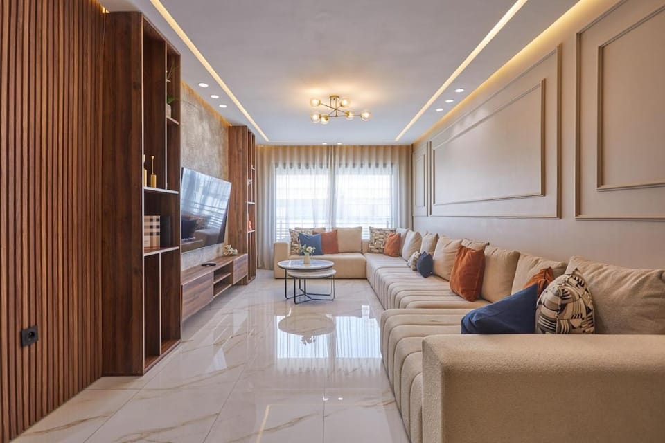 Discover Casablanca Stay in our 3-Bed Gem with Parking Apartment in Casablanca