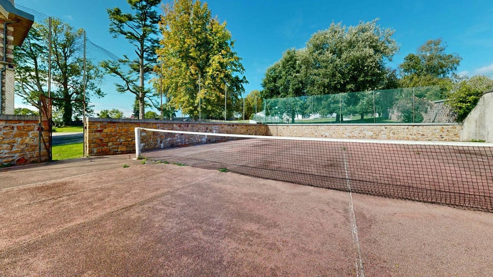 La Clef Decamp Domaine de Lalie 20pers piscine tennis, 8min mer House in Brittany