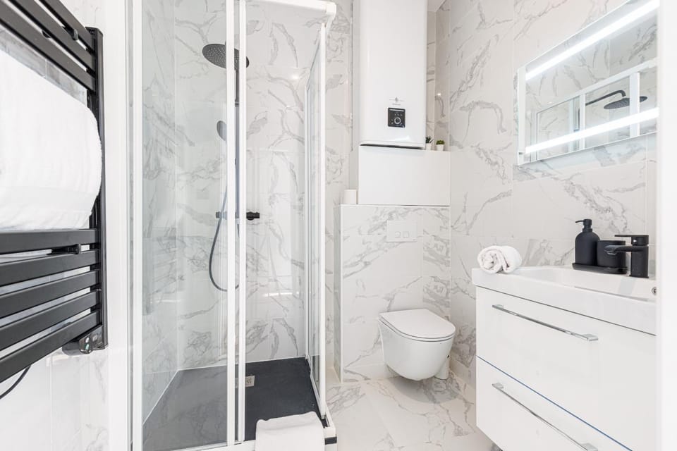 7 FOCH 202 - Studio contemporain en plein coeur de Nice - climatisation Apartment in Nice