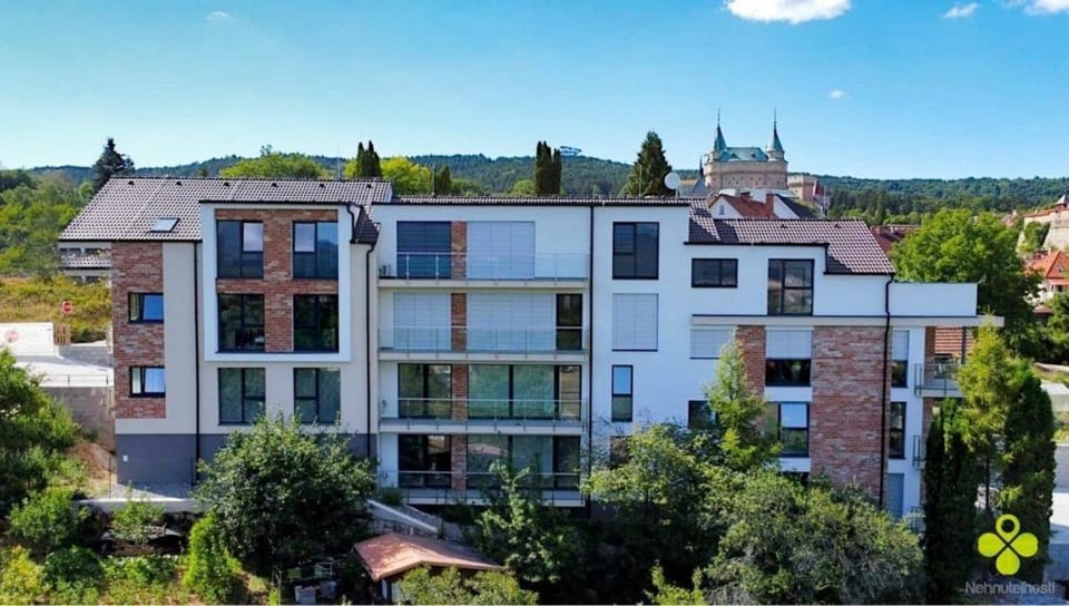 PENTHOUSE BUTTERFLY - Bojnice Apartment in Slovakia