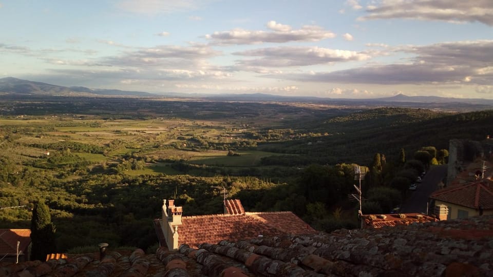 Nearby landmark, Day, Natural landscape, Bird's eye view, Mountain view