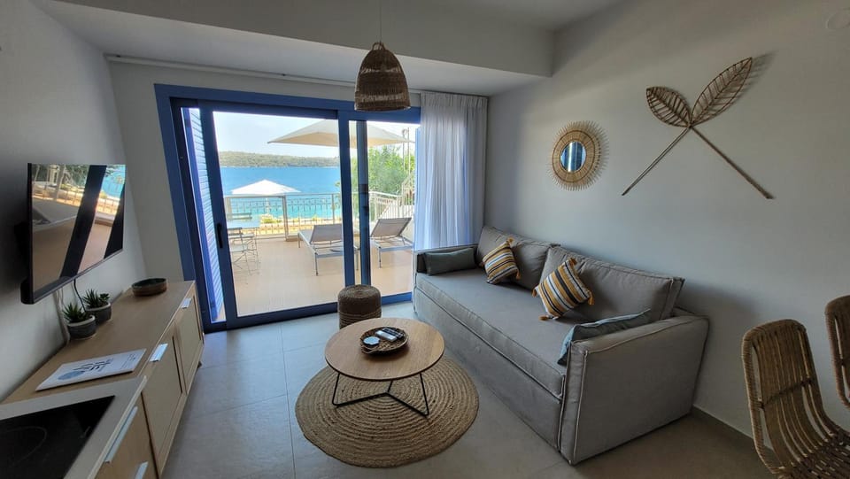 Balcony/Terrace, Living room