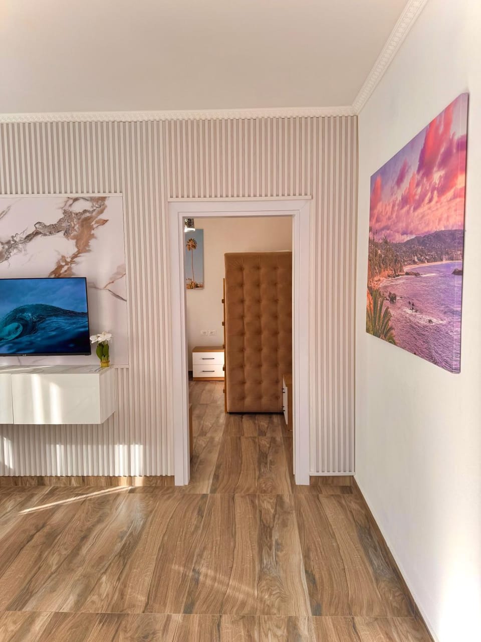 Living room, Photo of the whole room