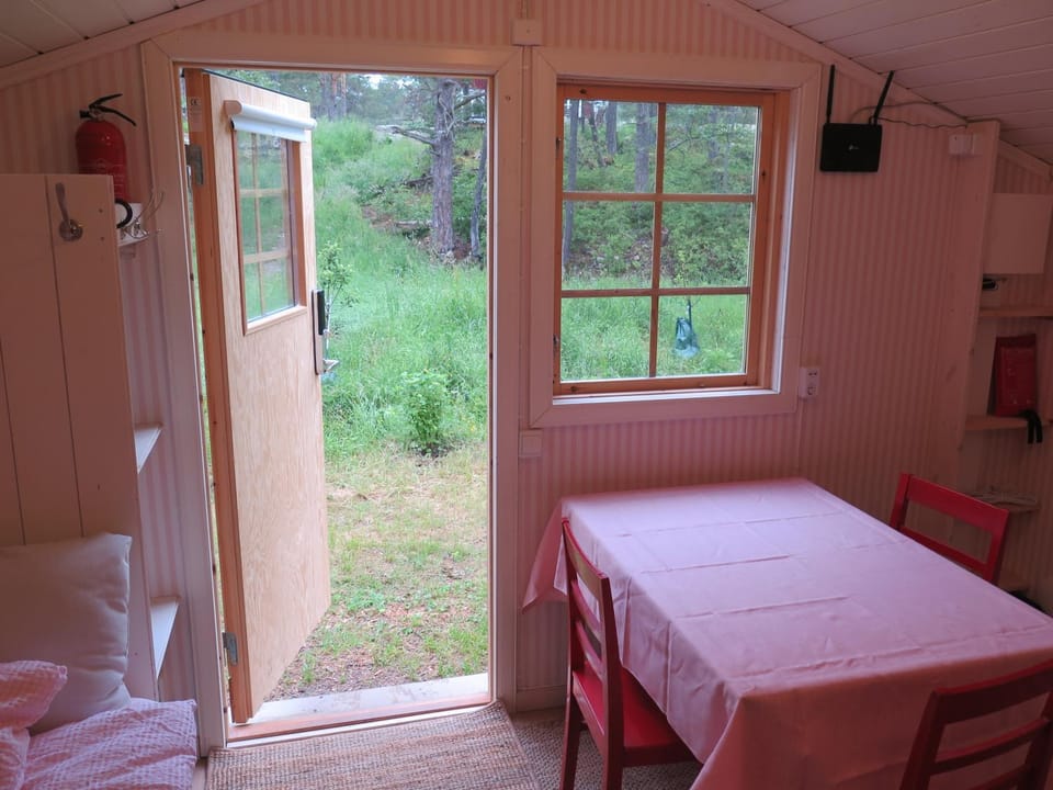 Dining area, Garden view