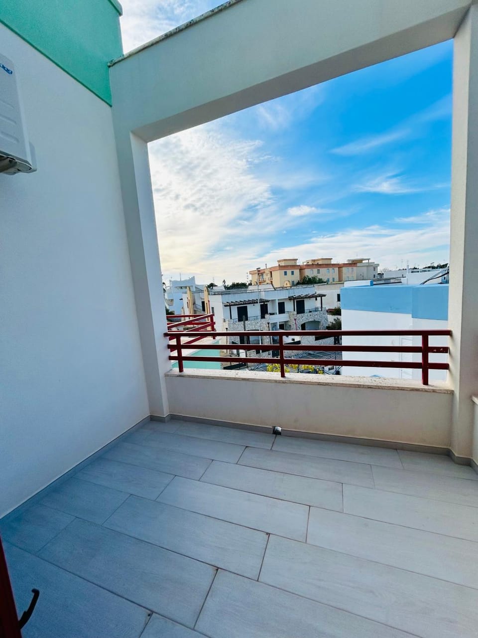 Property building, Balcony/Terrace