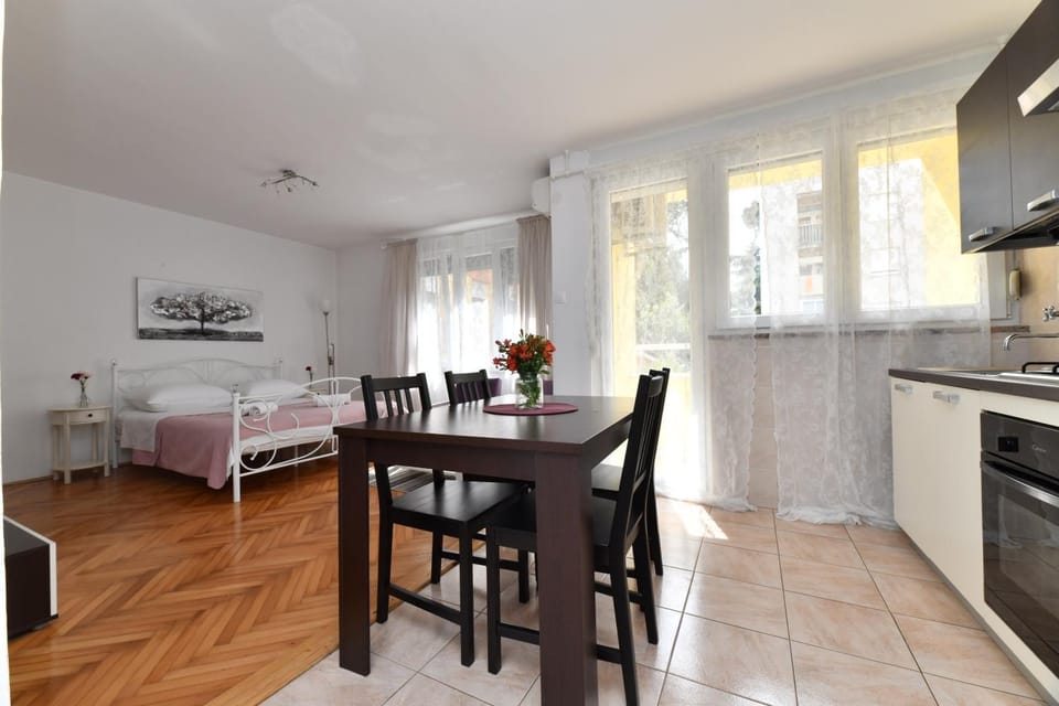 Cozy 16A Apartment in Zadar