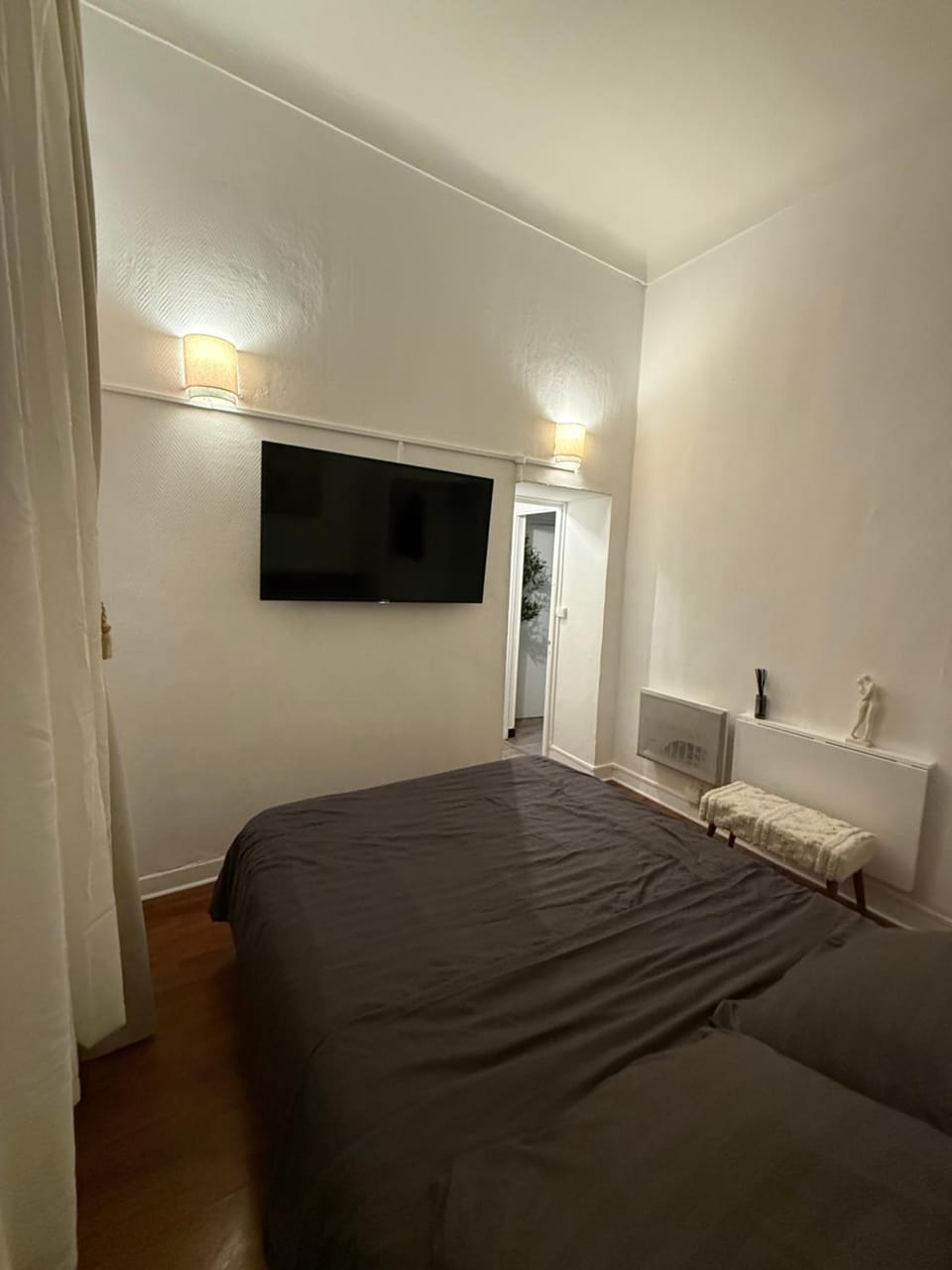 1BR Terrace 9min Palais Cannes Festival Apartment in Cannes