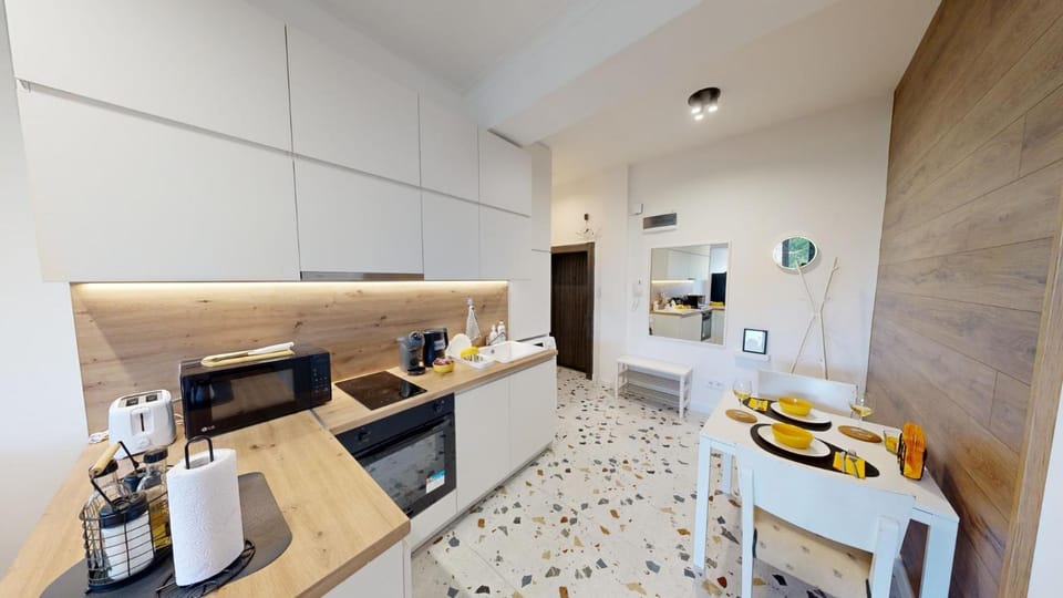 Coffee/tea facilities, Kitchen or kitchenette, minibar, toaster