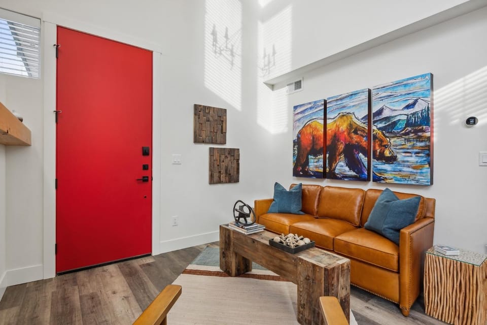 Quarry A35- Seasonal Therapy House in Whitefish