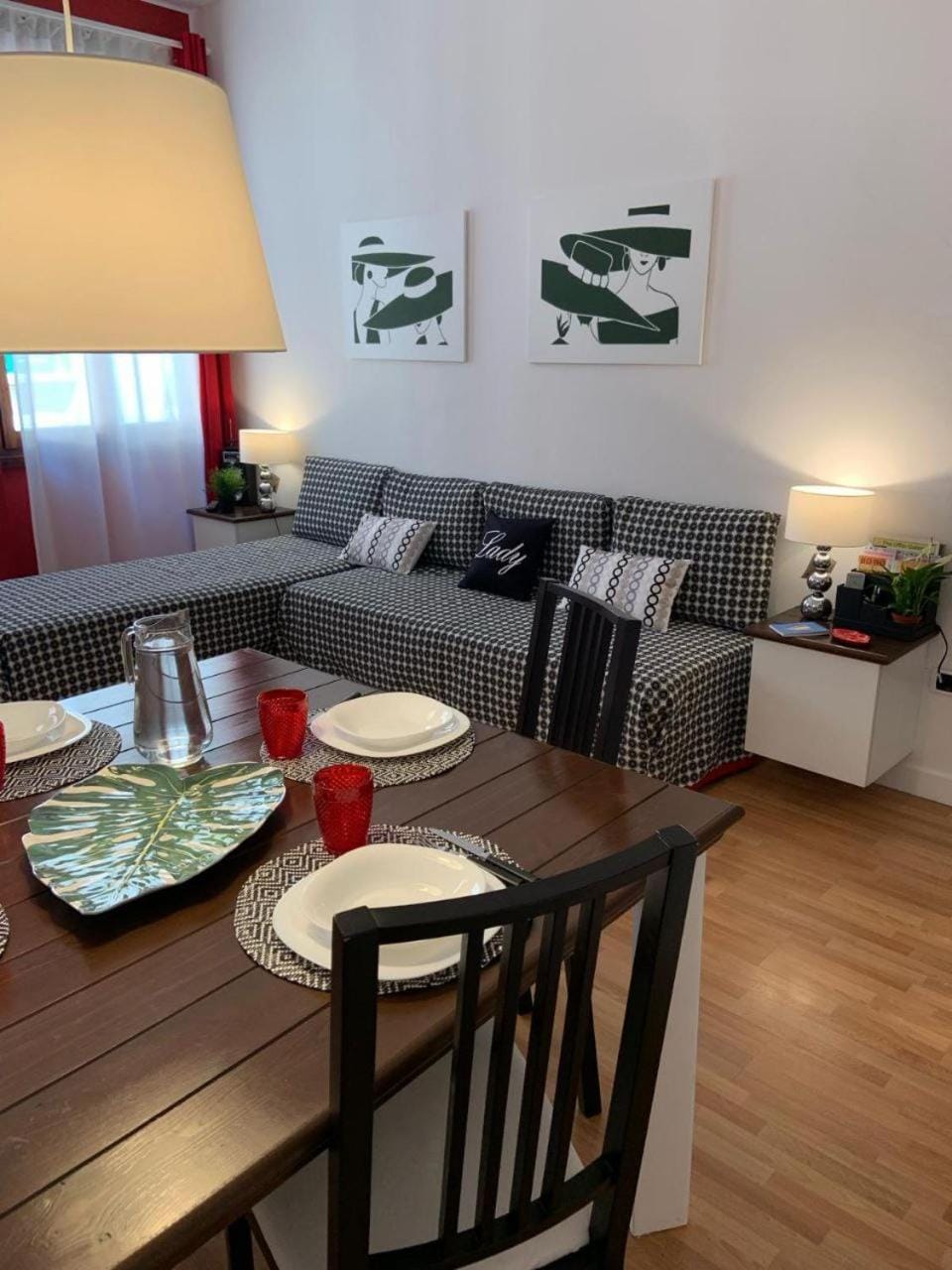 Living room, Dining area