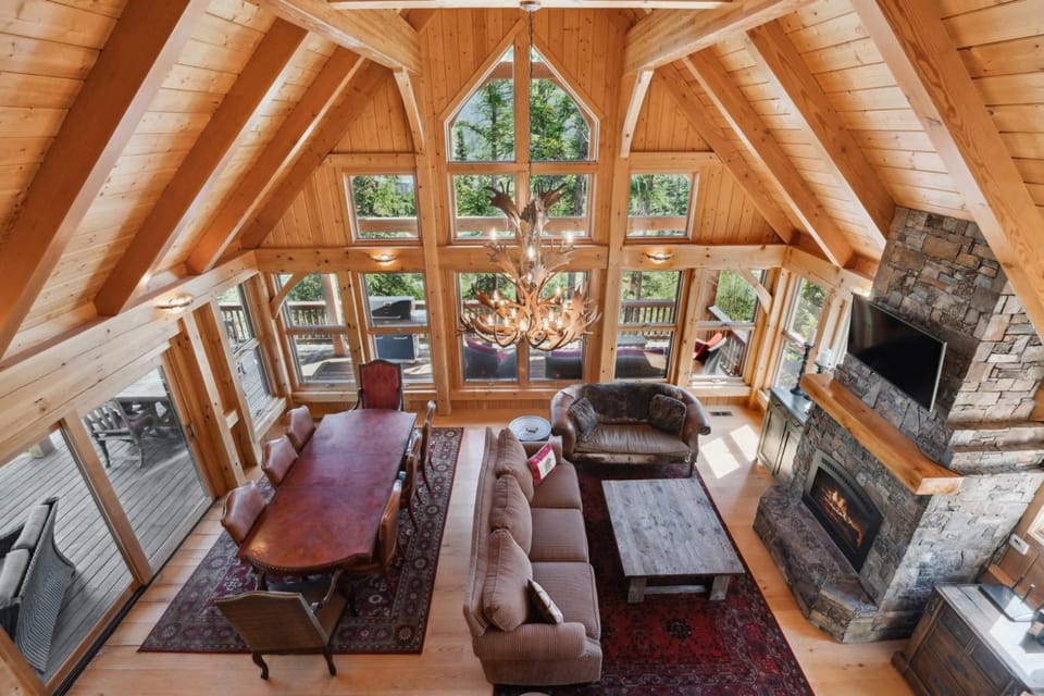 Rested Ridge Ski Haus House in Whitefish