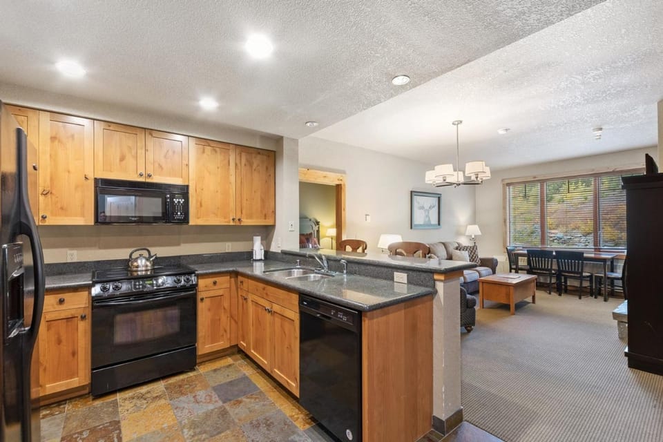 Morning Eagle 304 House in Whitefish