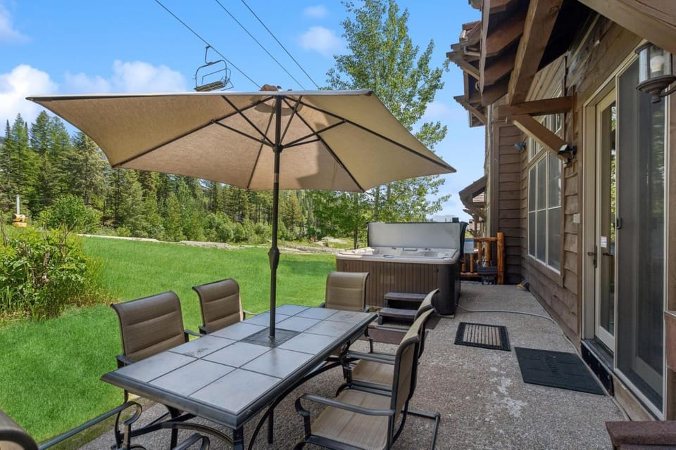 Slopeside 111 House in Whitefish