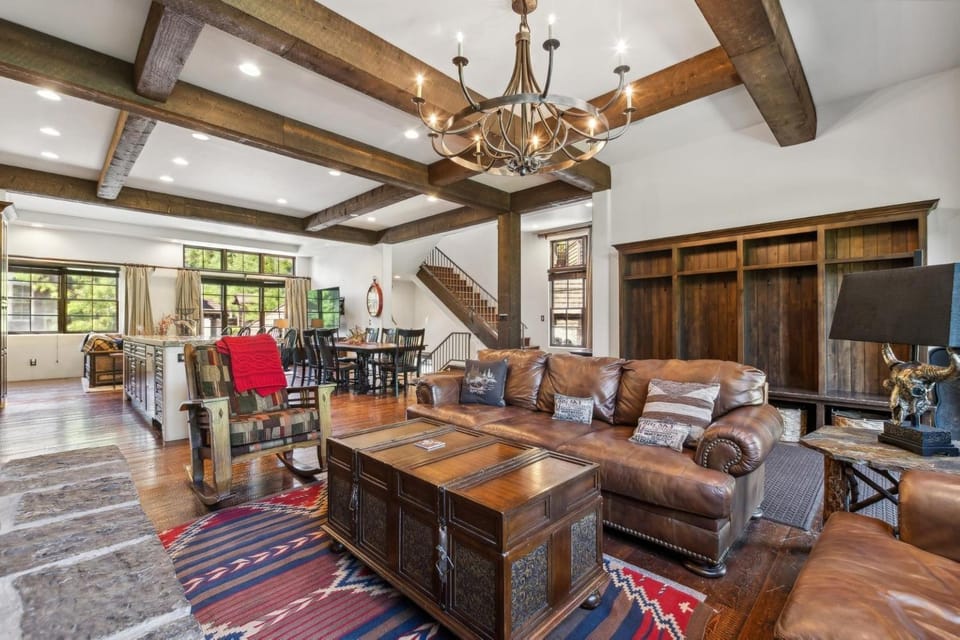 Slopeside 111 House in Whitefish