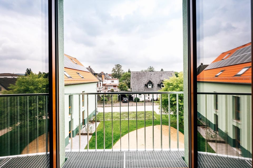 Property building, Day, View (from property/room), Balcony/Terrace
