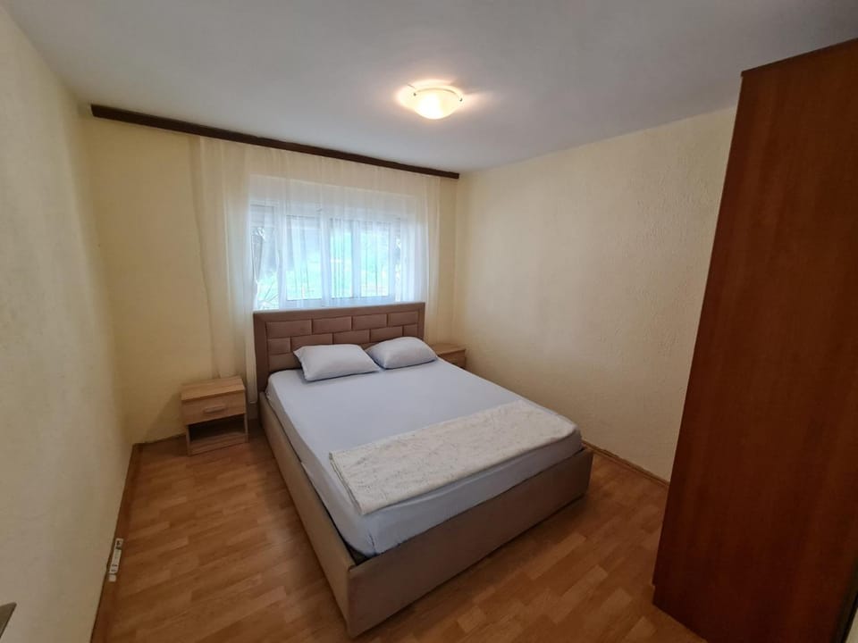Apartmani S Apartment in Montenegro