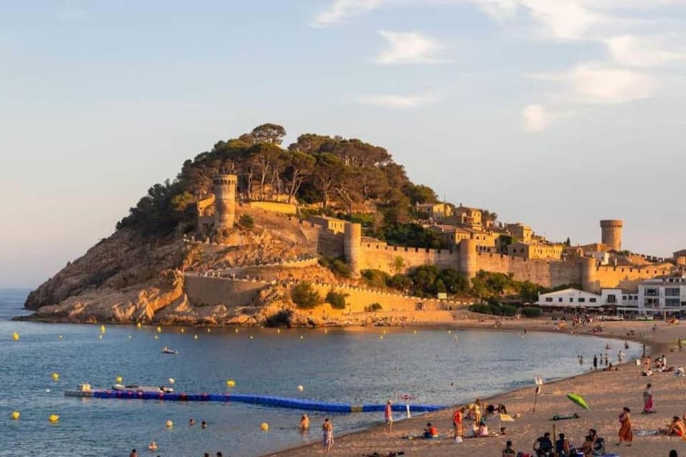 SeaHomes Vacations - CENTRIC APT TOSSA DE MAR Apartment in Tossa de Mar